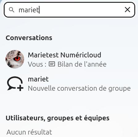 Capture d'écran de la partie gauche de la page des discussions. On voit une liste d'utilisateurs/trices.