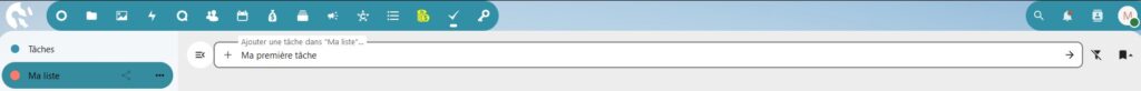 Capture d'écran du haut de la page "Tâches". A gauche un volet avec le nom de la liste "Tâches" et "Ma liste". Sur le reste de la page un champ pour ajouter une tâche à une liste. Il est écrit "Ma première tâche".