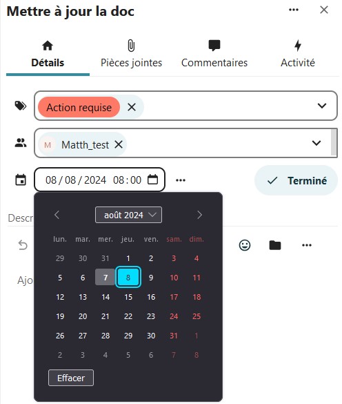 Capture d'écran de la popup des détails de la carte. On y voit le titre de la carte, ainsi que 4 onglets, "Détails" (c'est cet onglet qui est ouvert), "pièces jointes", "commentaires", et "Activité". Dans la partie "Détails" on voit un champ avec une étiquette sélectionnée. En-dessous un autre champ, dans lequel il y a le nom de la personne a qui elle est attribuée. En-dessous le champ de la date est sélectionné, et le calendrier est ouvert, pour choisir une date.