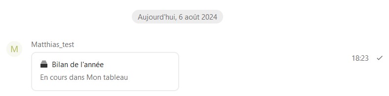 Capture d'écran d'une partie de la conversation où l'on voit la carte avec le nom de la personne qui l'a posté.