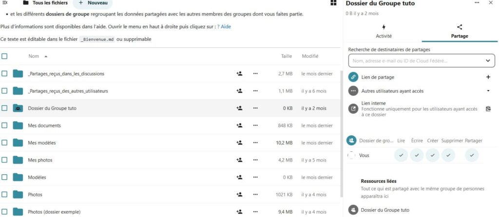 capture d'écran de la page principale des fichiers. on a cliqué sur le détails des du dossier de groupe "Dossier de Groupe tuto". Sur la droite s'est ouvert un volet qui est sur l'onglet "Partage". On voit les différents moyens de partage et les droits sur le dossier en lecture, écriture, création, suppression et partage.
