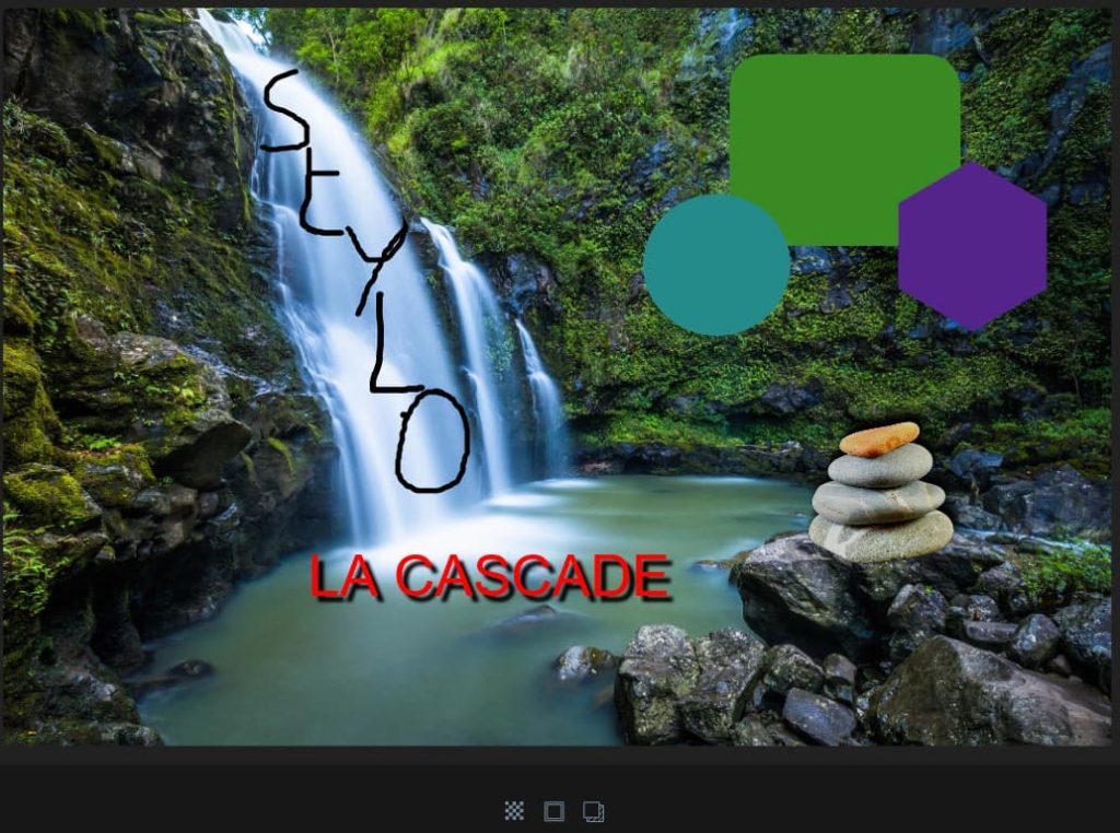 Capture d'écran d'une photo ouverte dans le panneau des modifications. Il y a un texte ajouter sur la photo "La cascade", une image (des cailloux les uns sur les autres) un rectangle vert, une ellipse bleue-verte un polygone violet et un texte écrit à la main (stylo). Dans la partie basse, au centre, un bouton pour ajouter de la transparence au texte, un bouton pour ajouter une bordure de couleur au texte et un bouton pour ajouter de l'ombre au texte.