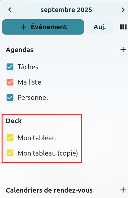 Capture d'écran de la partie gauche de la page des agenda. On voit en-dessous les uns des autres : Le mois et l'année, avec des flèches de chaque côté, Un bouton "+ Évènement." avec à côté "Auj", et une icônes de 6 petits carrés noirs. 5 titres d'agendas les uns en-dessous des autres. Puis 2 titres de decks. Puis "+ nouvel agenda".